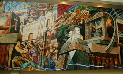 El mural está elaborado en acrílico sobre bastidores en el que está plasmada la obra narrativa de la vida institucional de la UNAH